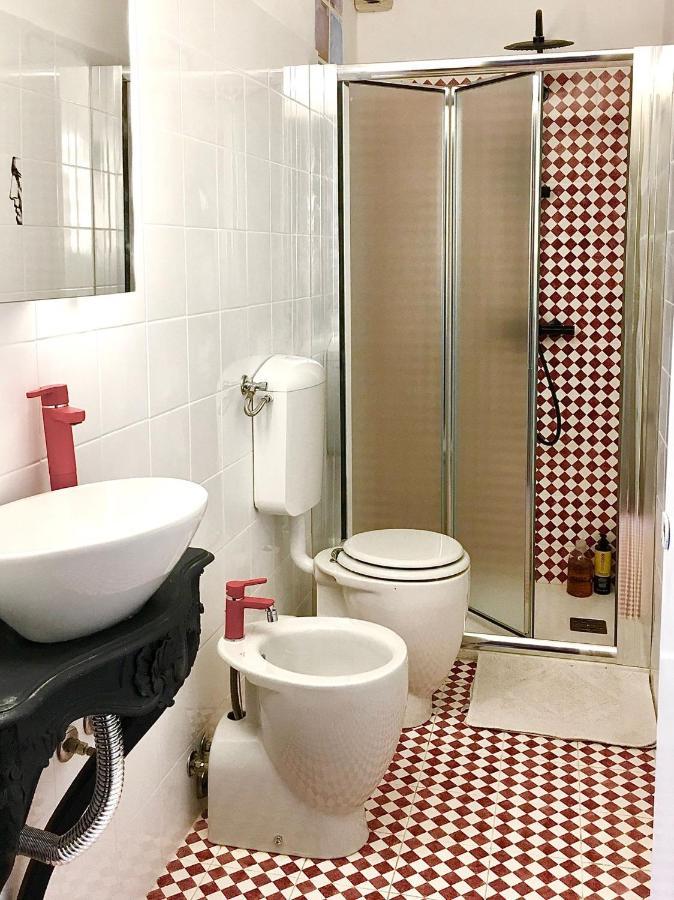 L'Ora Delle Streghe B&B Centralissimo Livorno Dış mekan fotoğraf