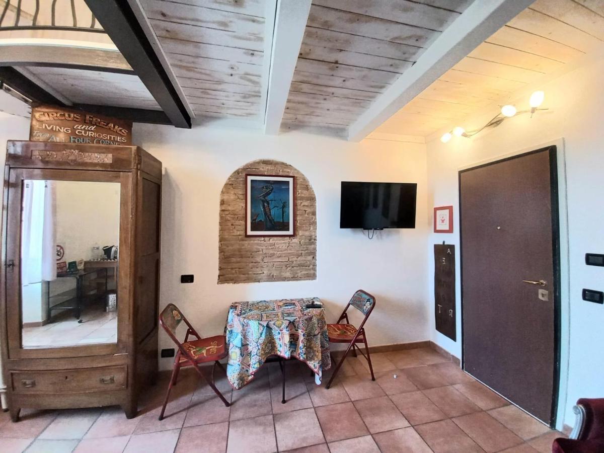 L'Ora Delle Streghe B&B Centralissimo Livorno Dış mekan fotoğraf