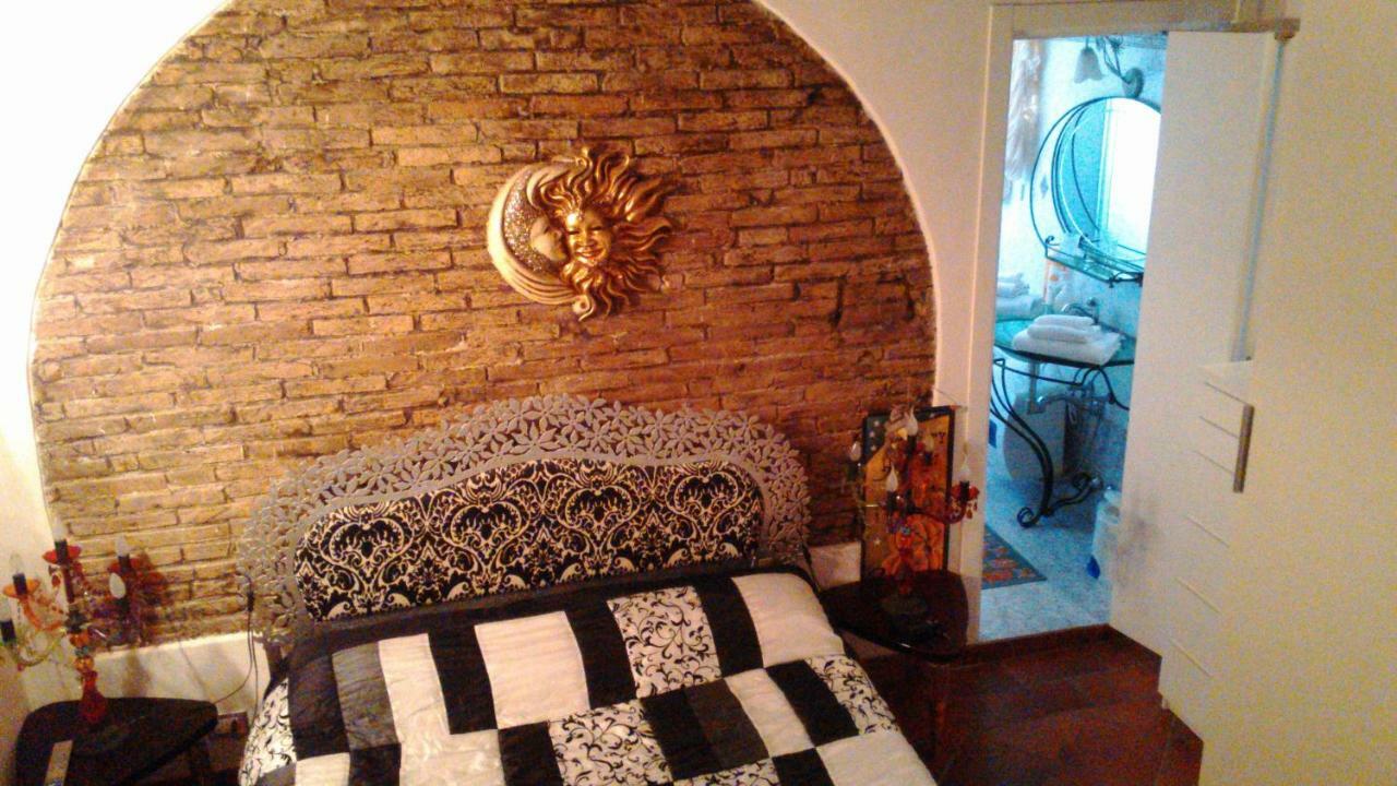 L'Ora Delle Streghe B&B Centralissimo Livorno Dış mekan fotoğraf